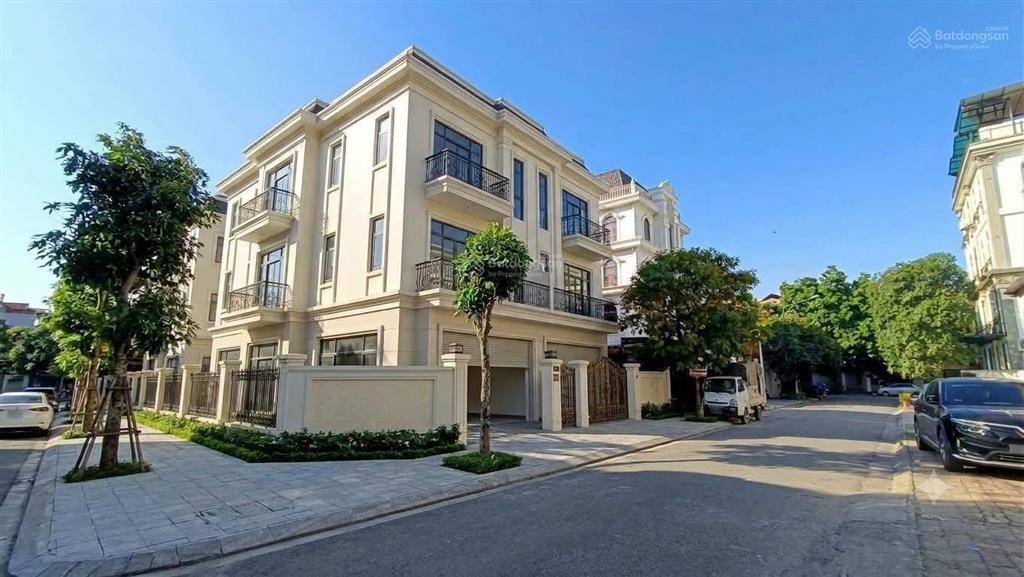 60 tỷ biệt thự phân lô việt hưng, kề cận vinhomes riverside, 320m2, mặt tiền 12m, ô tô tránh vỉa hè
