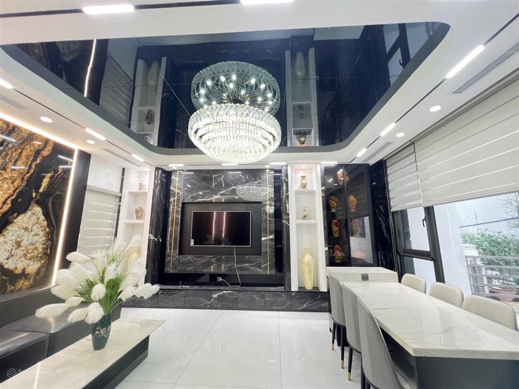 Siêu phẩm ngọc lâm  long biên, 60m x 7 tầng, thang máy, 10m ra phố, nhà mới cực đẹp, giá 14,8 tỷ
