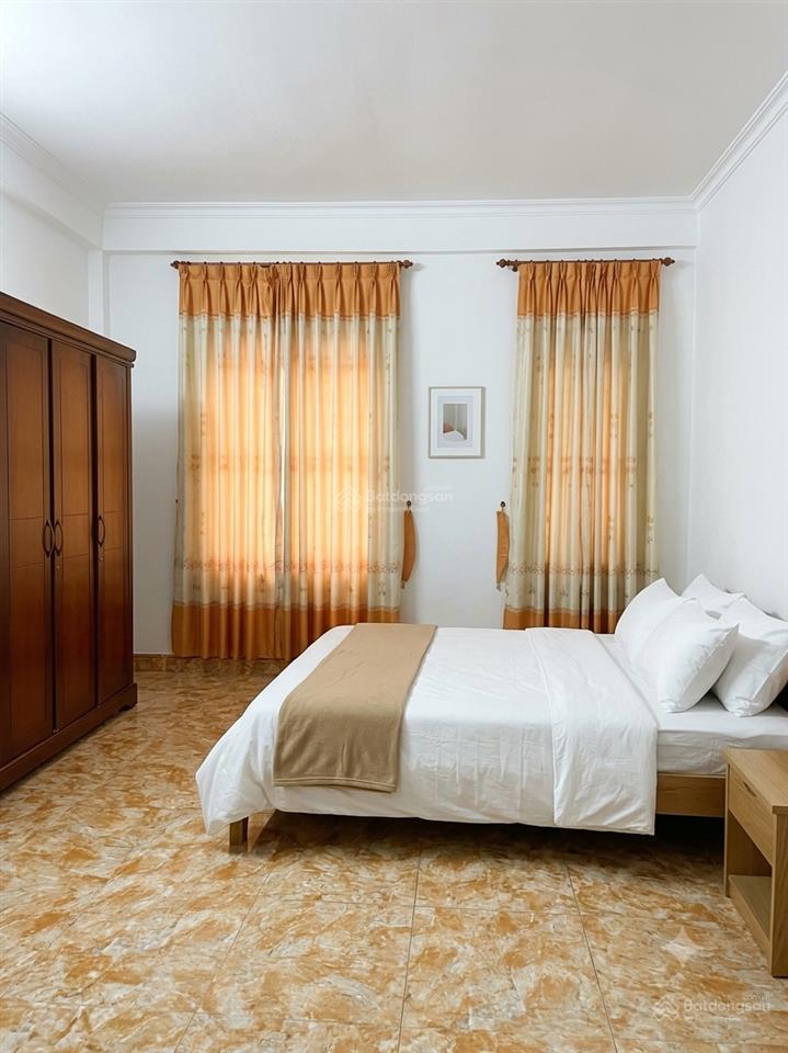 Bán gấp nhà phố bạch mai, 3 mặt thoáng, 55m2, 4 tầng, mt 4.5m, sổ đỏ vuông vắn chính chủ, giá 8 tỷ