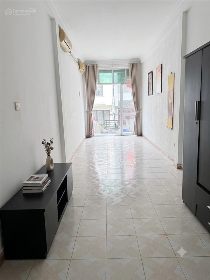 28 tỷ  nhà phố phan bội châu, vị trí trung tâm, ô tô đỗ cửa, kinh doanh sầm uất, 60m2, 4 tầng