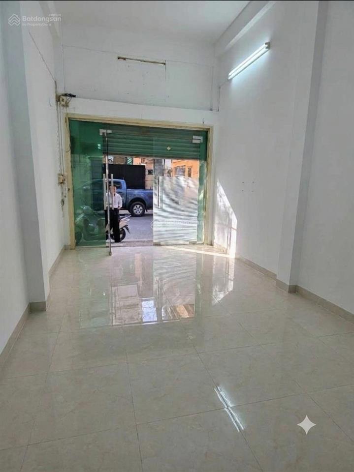22 tỷ  mặt phố lý nam đế phố lưu giữ dấu tích thành hà nội, mang tên vị vua sáng lập nước vạn xuân