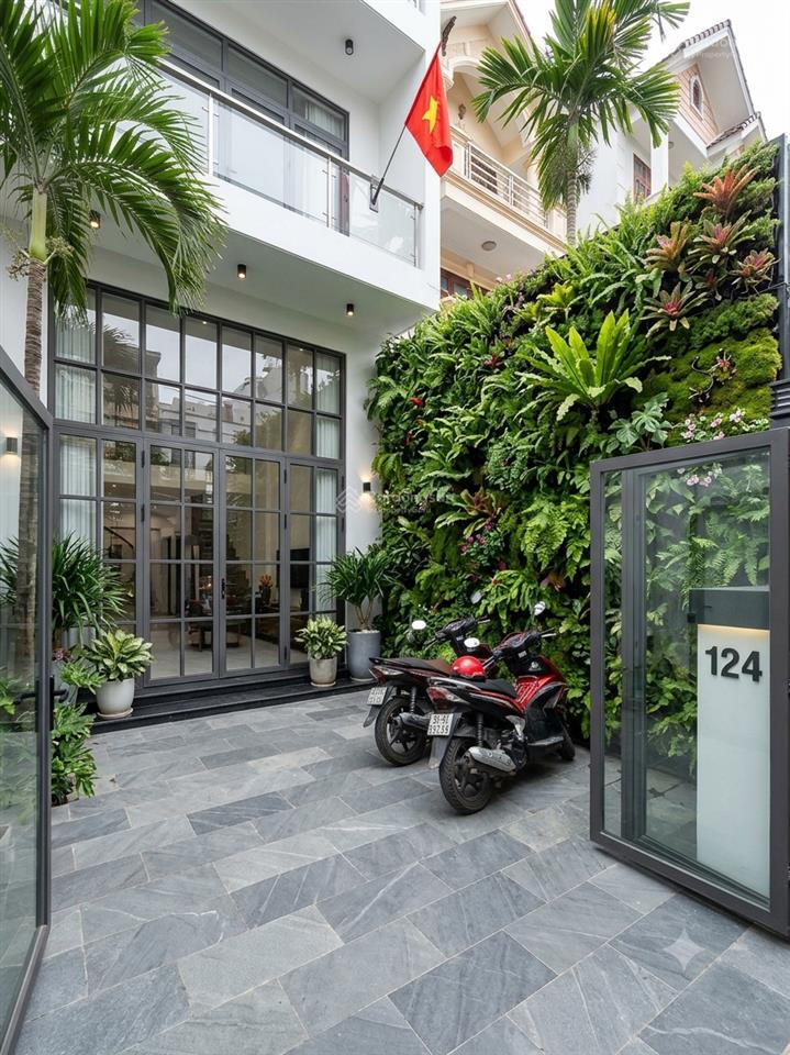 7 tỷ  nhà sân vườn phố võ thị sáu, sát công viên, không gian sống xanh, đẳng cấp, 48m2, 3 tầng