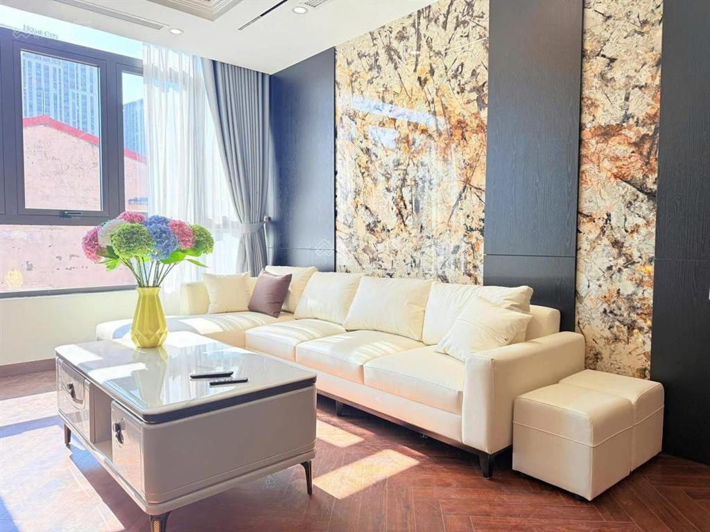 Hiếm nhà bán mặt phố trung kính to vỉa hè, kinh doanh 55m 7 tầng giá 32,5 tỷ