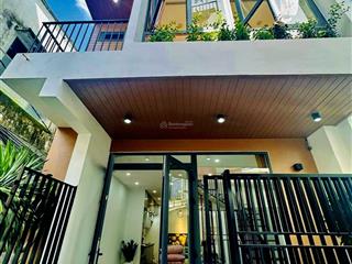 Biệt thự lô góc 2 mặt kiệt
giữa lòng trung tâm ( khu vực hải châu )