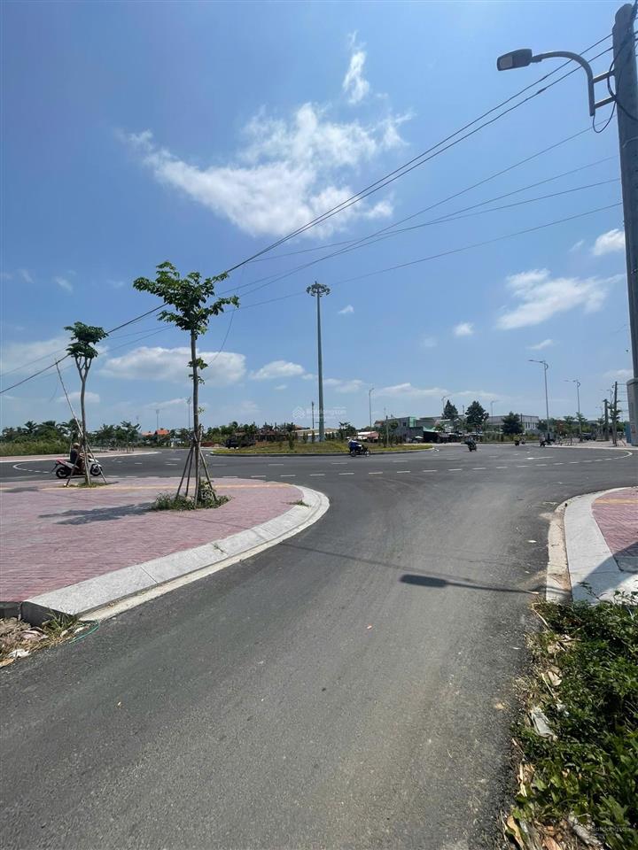 Bán đất giá tốt, võ văn kiệt, tân ngãi, vĩnh long, 25 tỷ, 1898,2 m². ngân hàng định giá 25 tỷ.