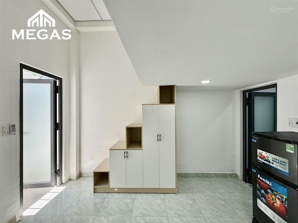 Cho thuê căn hộ 30m2 ở mặt tiền đường nguyễn duy trinh, thuận tiện ra khu cnc q9 và q2, q1, bt