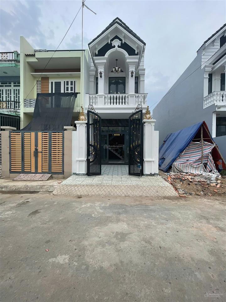 Bán gấp nhà 1 trệt 1 lầu  1 tỷ 230  80m2 ngay bx miền tây, bình chánh