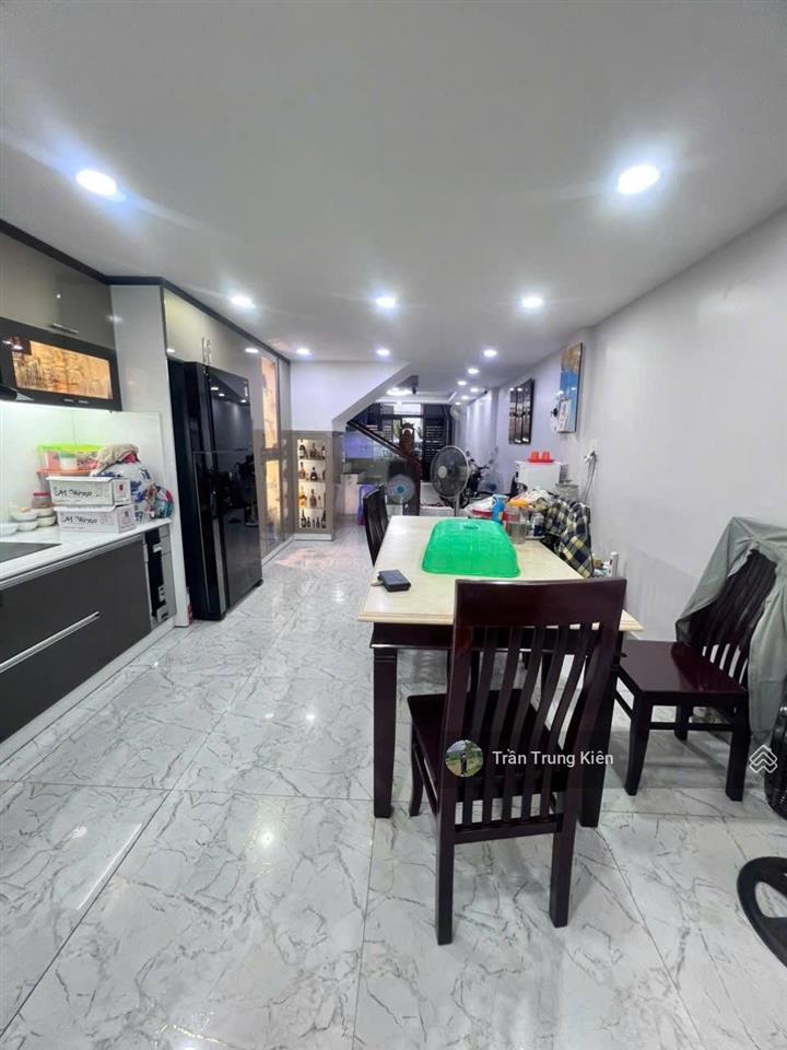 Bán nhà bình thạnh! đường 6m nguyễn văn đậu (4x16m)  5 tầng mới cứng có thể ở ngay hoặc cho thuê