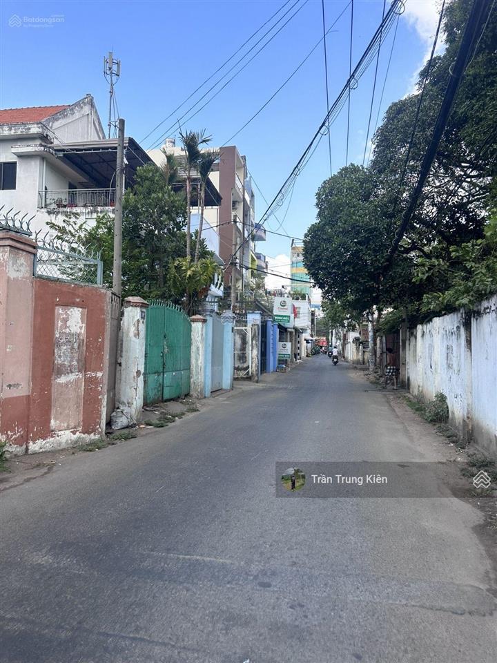 Bán nhà nát gpxd hầm 7 tầng (4.2x23m) đường nhựa 6m chu văn an phù hợp xây vp, chdv giá 14.9 tỷ