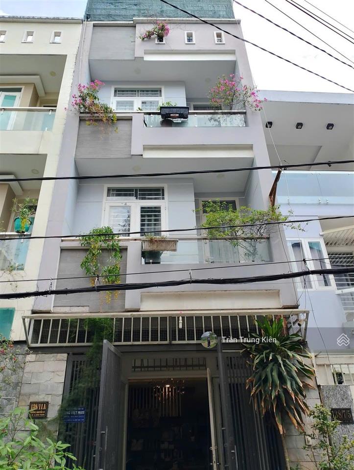 Cực hiếm! nhà hẻm 10m, gần vincom nguyễn xí, p26, bình thạnh (4,2x15m) 4 tầng ở ngay. chỉ 11.650 tỷ