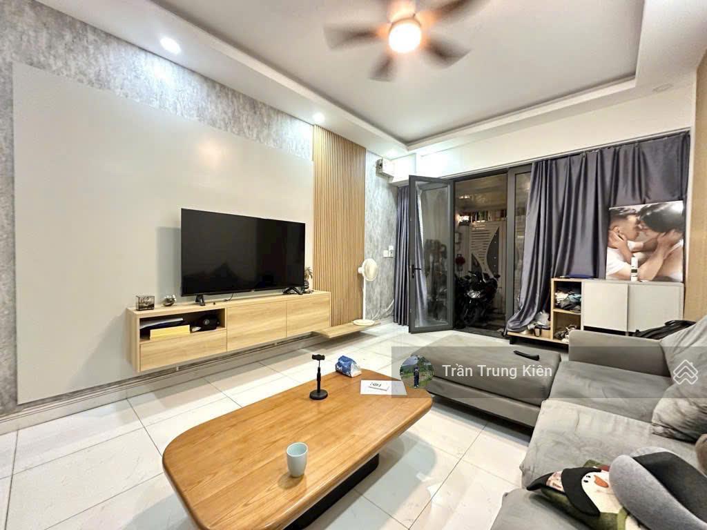 Cực hiếm! nhà hẻm 10m, gần vincom nguyễn xí, p26, bình thạnh (4,2x15m) 4 tầng ở ngay. chỉ 11.650 tỷ