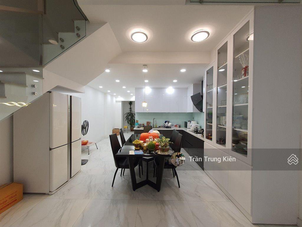 Bán gấp! nhà hxh một trục chu văn an  ngang bề thế (4,8x17m) 4 tầng mới cứng cáp. giá chỉ 12,5 tỷ.