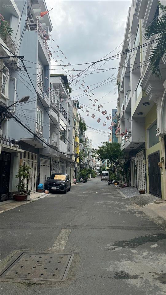 Bán nhà đẹp khu đồng bộ hxt cách mt phạm văn đồng 100m (4x15m) 4 tầng ở ngay. giá chỉ 10,5 tỷ