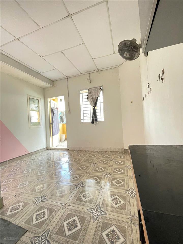 Cho thuê nhà trọ tân kỳ tân quý, 3,2 triệu, 18m2 gần aeon tân phú và đh huit