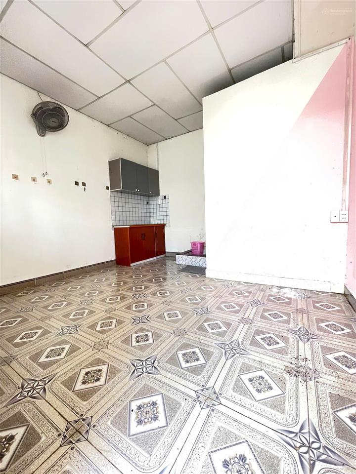 Cho thuê nhà trọ tân kỳ tân quý, 3,2 triệu, 18m2 gần aeon tân phú và đh huit