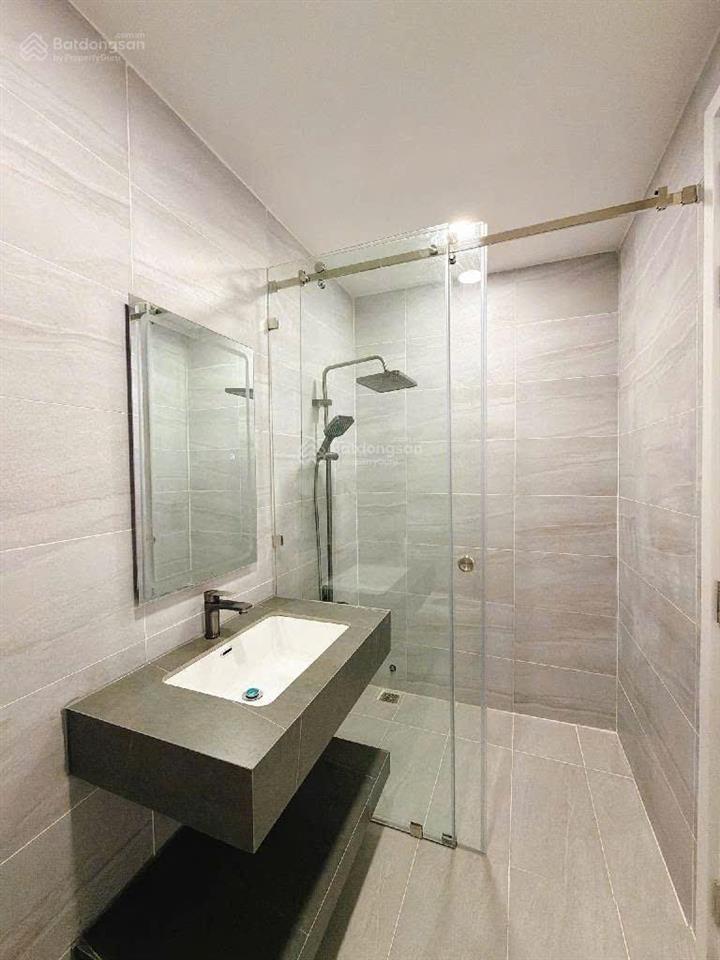 Ngay nhà thờ tân định q1  100m2  dòng tiền 500tr/năm