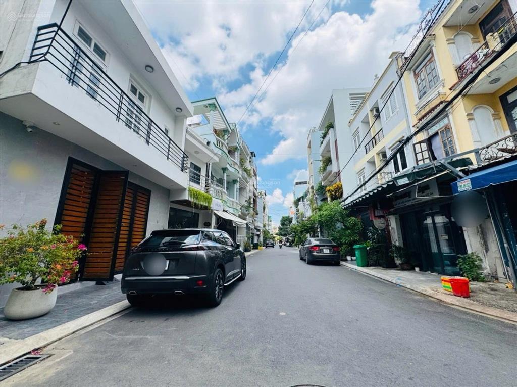 Tỷ suất lợi nhuận trên 3%  nhà mặt tiền đặng dung quận 1