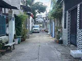 Nhà đẹp gần lê văn khươnggiáp gò vấpdiện tích 73m2, hẻm thông cách hẻm xe tải chỉ 40m, chỉ 3,85tỷ