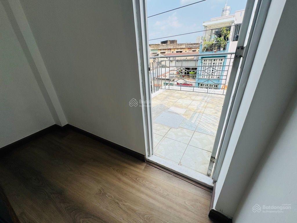 Nhà đẹp ở ngay  4 tầng  26m2 nguyễn kiệm phú nhuận  3.58 tỷ (tl)