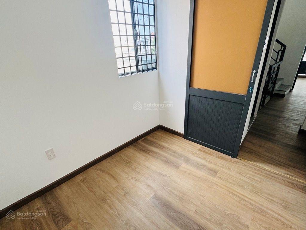 Nhà đẹp ở ngay  4 tầng  26m2 nguyễn kiệm phú nhuận  3.58 tỷ (tl)