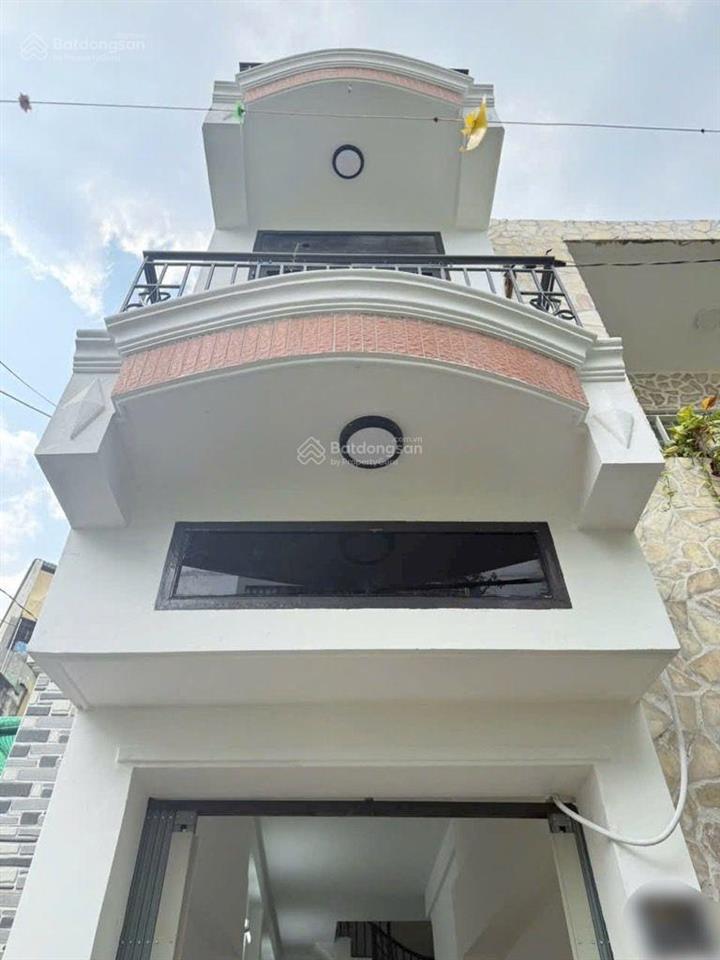 Nhà đẹp ở ngay  4 tầng  26m2 nguyễn kiệm phú nhuận  3.58 tỷ (tl)