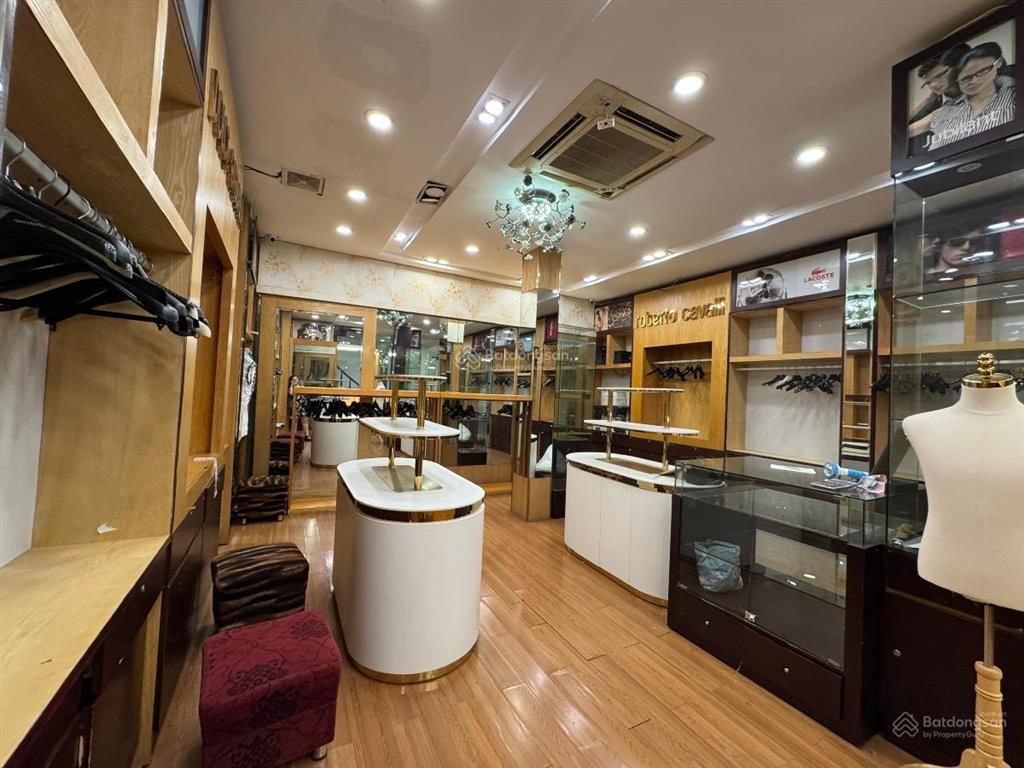 Không có căn thứ 2..chủ nhà mót tiền đang muốn bán