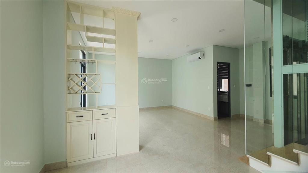 Nhà mới giá tốt, hoàn thiện cao cấp dtxd đến 279m2, có máy lạnh, bếp. giá tốt nhất