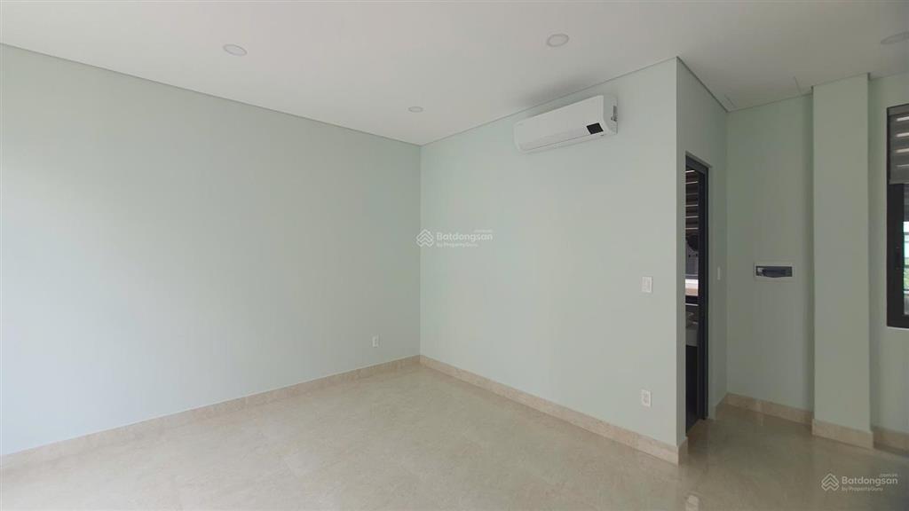 Nhà mới giá tốt, hoàn thiện cao cấp dtxd đến 279m2, có máy lạnh, bếp. giá tốt nhất