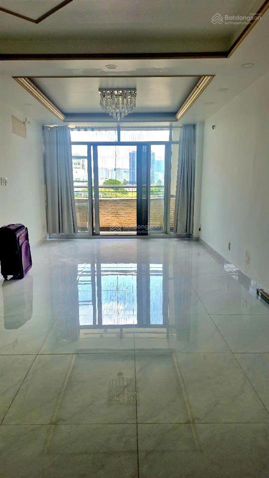 Bán gấp cc bình minh, 5,65 tỷ, 105m2, 2pn, 3wc tại lương định của, q2, hcm