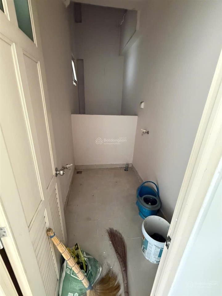 Bán gấp căn hộ r7 đức khải bình khánh, 4,5 tỷ, 71m2, 2pn, 2wc, pháp lý đầy đủ