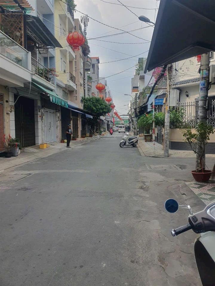Bán nhà hẻm 6m ngay chợ tân hương dt 4m x 15m đúc 3 tấm