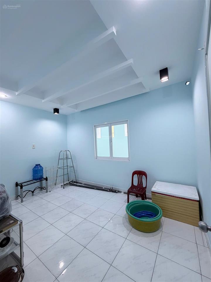 Bán nhà hẻm đường số 9 bhh bình tân dt 4x7 cn 28m2 1 lửng 1 lầu nhà đẹp