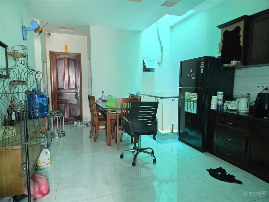 Bán nhà hẻm 6m ngay aeon đường số 8 dt 4m x 16m đúc 3 lầu 4 pn, 4 wc, nhà đúc chắc chắn vào ở liền