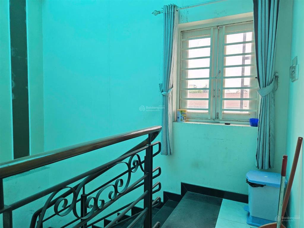 Bán nhà hẻm 6m ngay aeon đường số 8 dt 4m x 16m đúc 3 lầu 4 pn, 4 wc, nhà đúc chắc chắn vào ở liền
