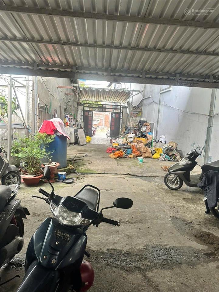 Bán nhà mt phan thị hành tân phú dt 4m x 17.5m nở hậu 6.1m công nhận đủ 90m2 nhà c4 cũ giá 8.6 tỷ