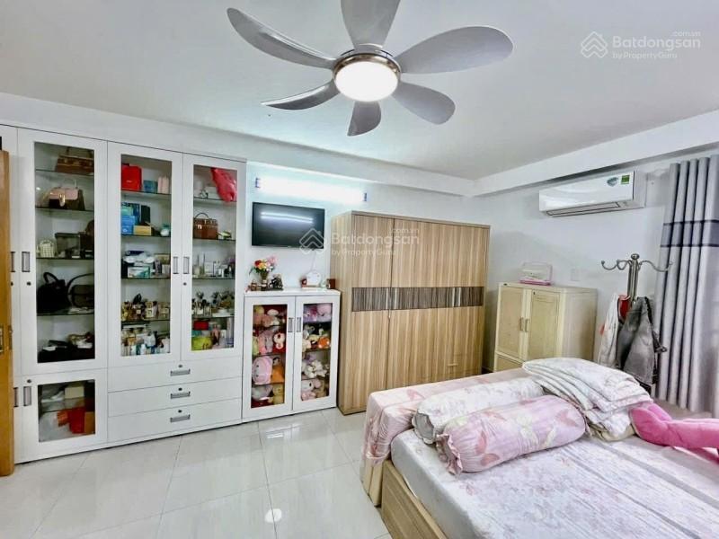 "hiếm" hẻm xe hơi 63m2, gần vincom, phạm văn đồng