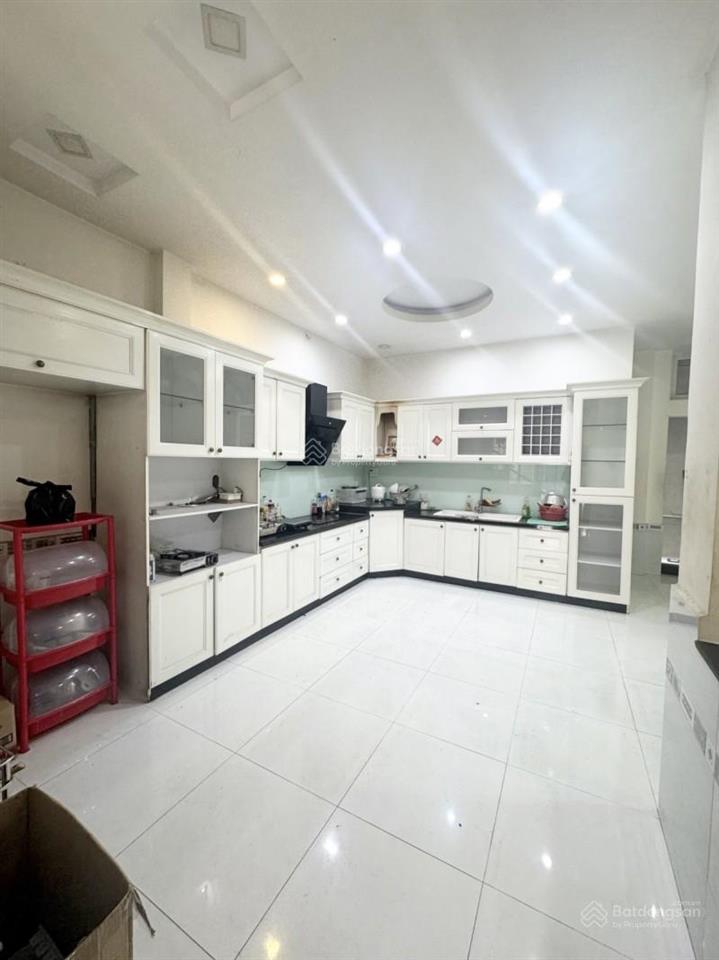 "hiếm" hẻm xe hơi 63m2, gần vincom, phạm văn đồng