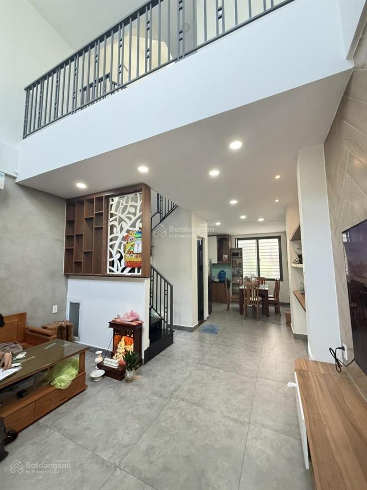 "hot" diện tích 62m2, ngang hiếm 4.3m, ô tô vô nhà, gần phạm văn đồng