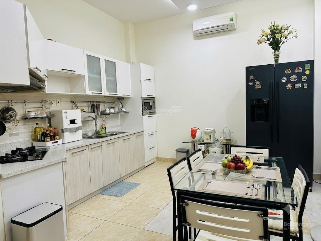 Siêu vị trí hẻm xe hơi 6m, 5 tầng, diện tích 60m², gần hàng xanh