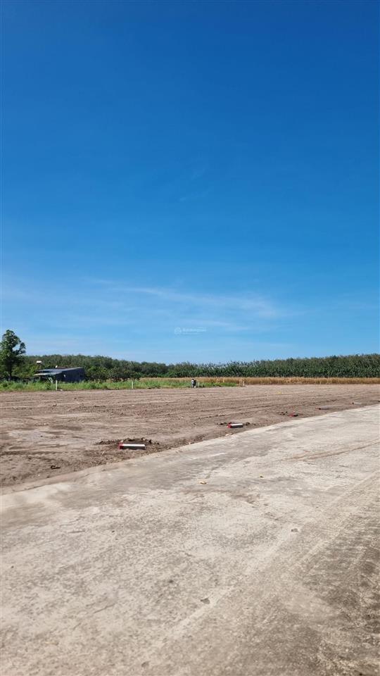 Đất thổ cư, sổ riêng  cách chợ, trường học chỉ 1km  giá chỉ 265tr bao thuế phí