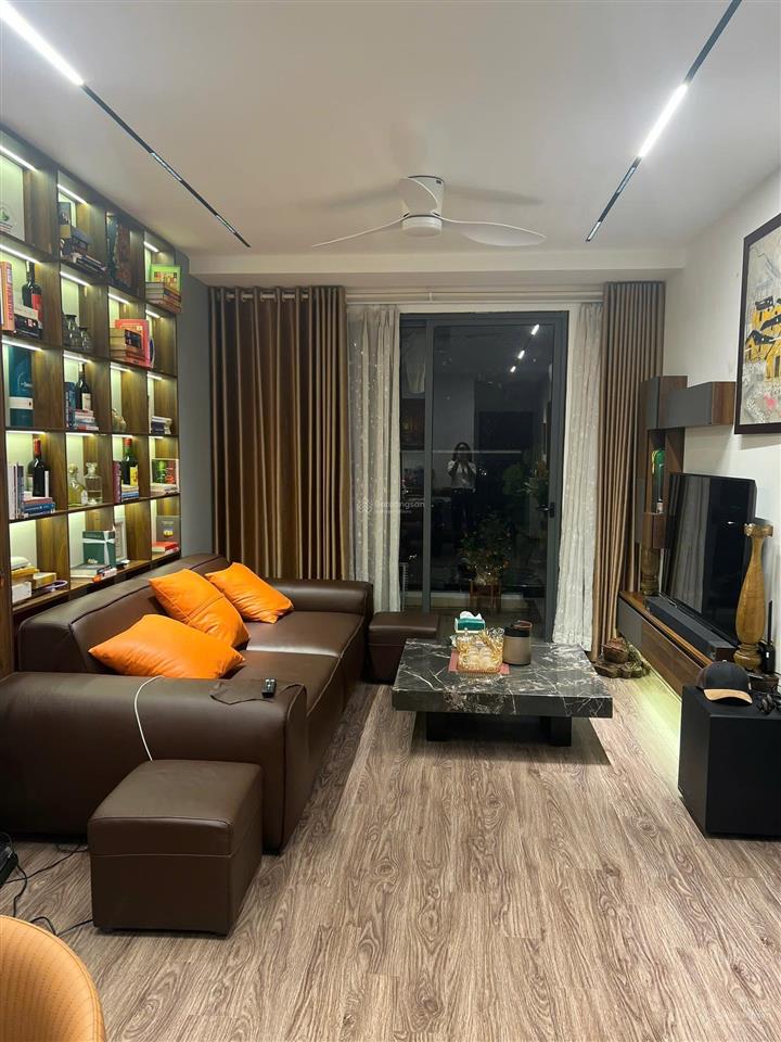 Cần bán cc toà a tại helios tower 75 tam trinh. dt 66m2 gồm 2pn 2vs giá 6,3 tỷ  0983 873 ***