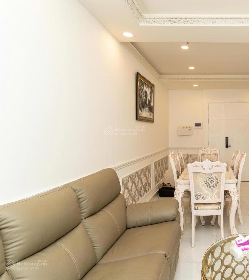 Chính chủ cần bán nhanh căn hộ terra royal  q.3