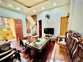 Chính chủ gửi bán căn góc 3 thoáng 53m, mặt tiền 6,8m ngõ thông gần đsq hàn quốc giá 14.x tỷ