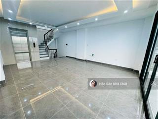 Bán nhà 7 tầng xây mới tại xuân đỉnh, 14,9 tỷ, 42m2, 20m ra phố, hàng hot  bay nhanh