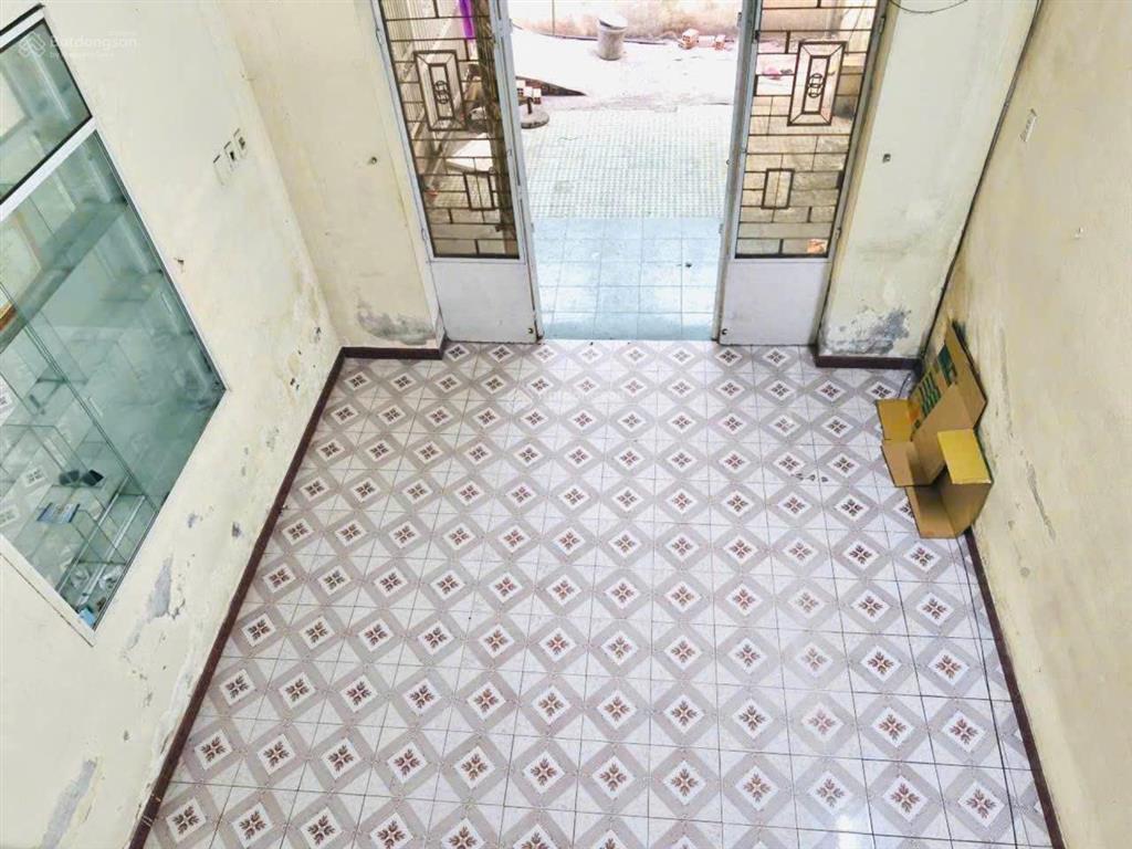 Bán đất tặng nhà sau lưng mt duy tân, gần cầu trần thị lý