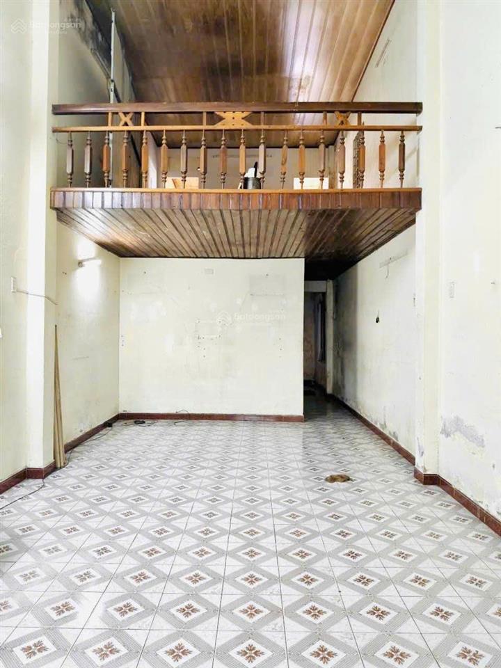Bán đất tặng nhà sau lưng mt duy tân, gần cầu trần thị lý