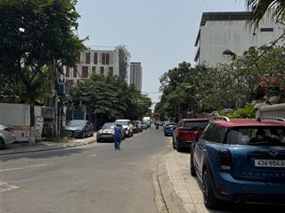 Căn hộ chế lan viên đẹp như hoa hậu, giá lại không chảnh
8 phòng full khách tây thu 65tr/t