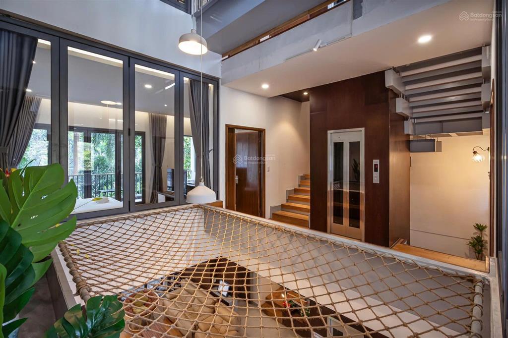 [có hồ bơi  thang máy] cho thuê biệt thự everrich 3 q7, 10x20m, hầm 3 lầu  giá 170tr/th net