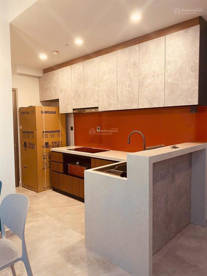 Giảm ngay 5 triệu cho khách thuê ở liền  căn hộ 2pn midtown giá chỉ 35tr