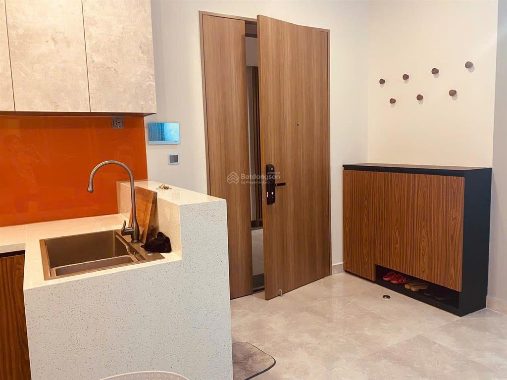 Giảm ngay 5 triệu cho khách thuê ở liền  căn hộ 2pn midtown giá chỉ 35tr
